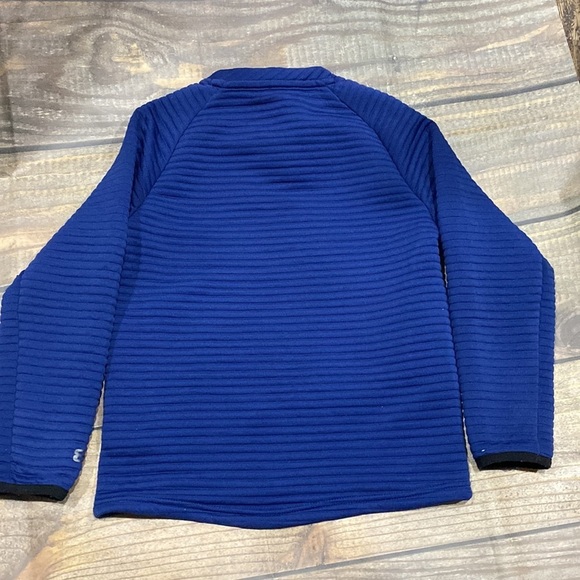 Layer 8 boys Sweatshirt quick dry pull over size 8 - Picture 4 of 4